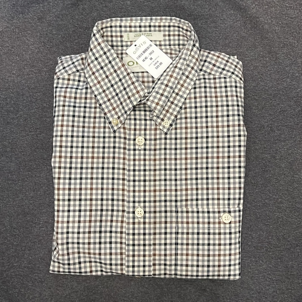 NWT Men’s Orvis plaid button-up. Size M.